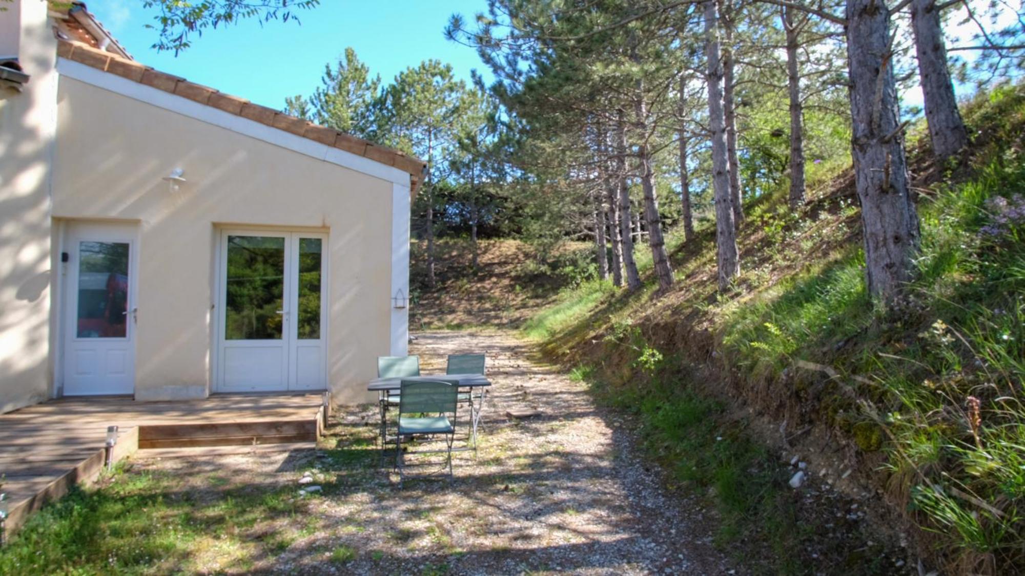 Gite Lechappee Bleue Dromoise - La Chambre Aouste-sur-Sye Esterno foto