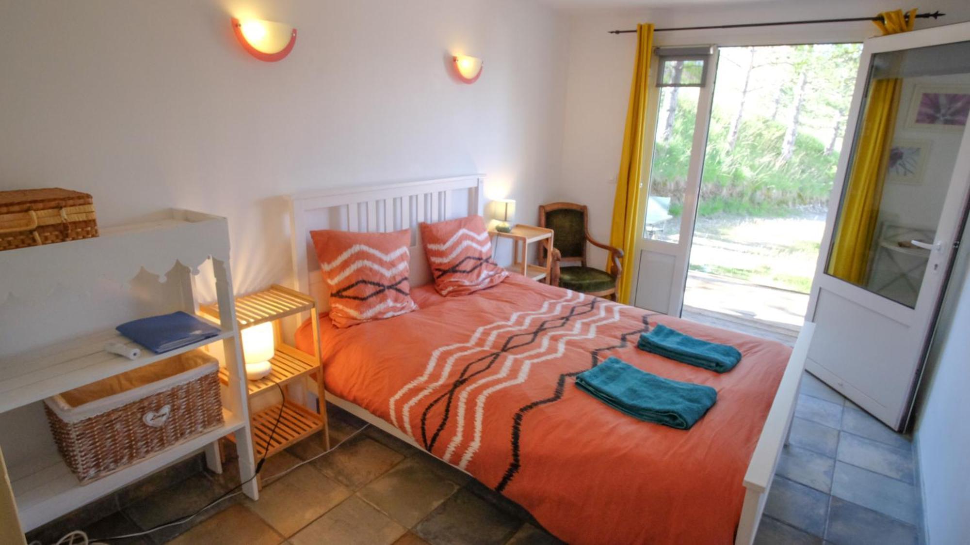 Gite Lechappee Bleue Dromoise - La Chambre Aouste-sur-Sye Esterno foto