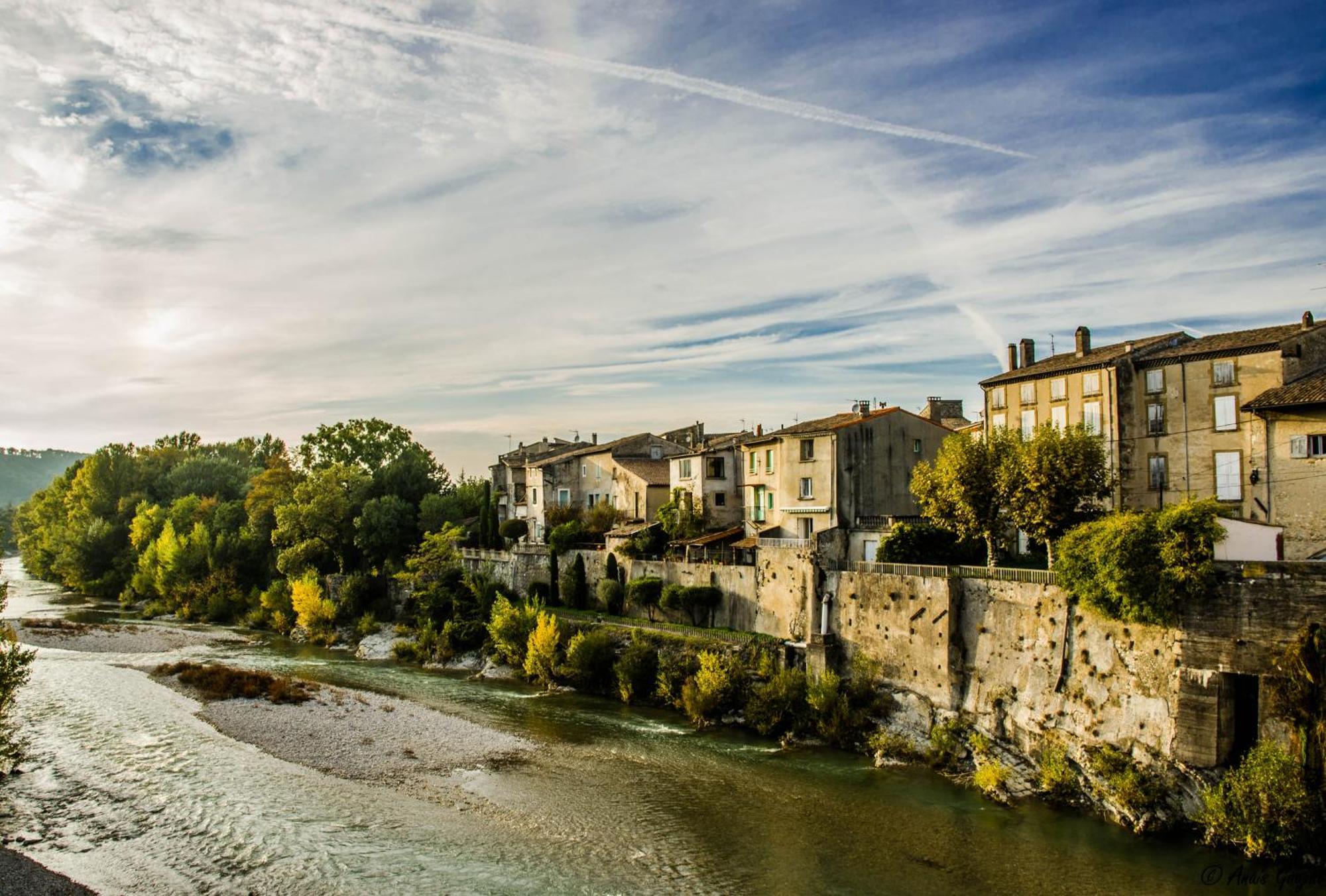 Gite Lechappee Bleue Dromoise - La Chambre Aouste-sur-Sye Esterno foto